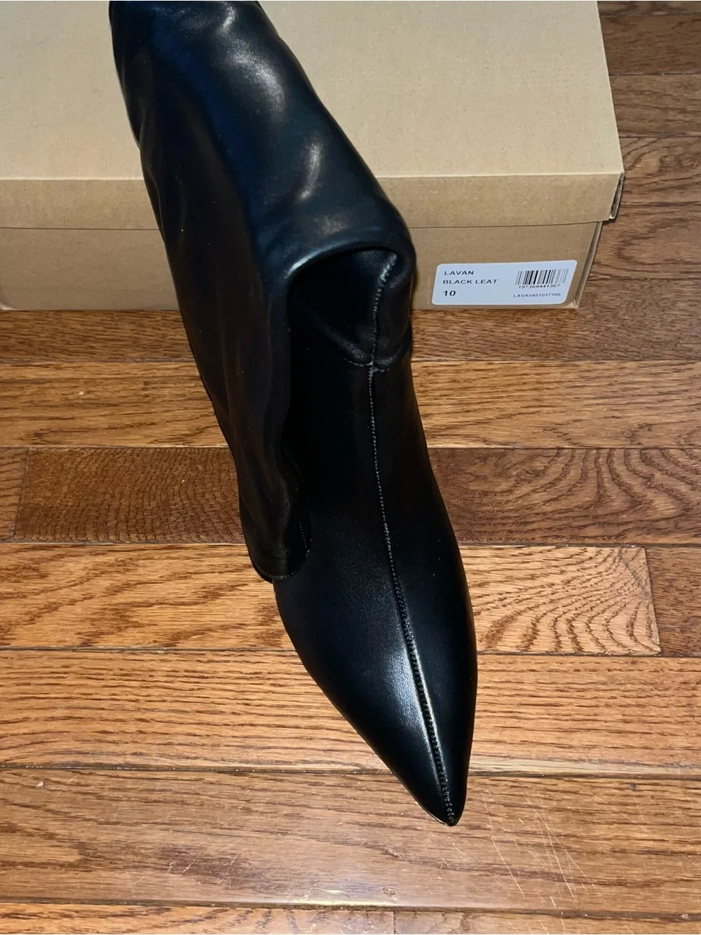 Steve Madden Lavan Pointed Toe Knee High Boot Black Leather Women’s 10
